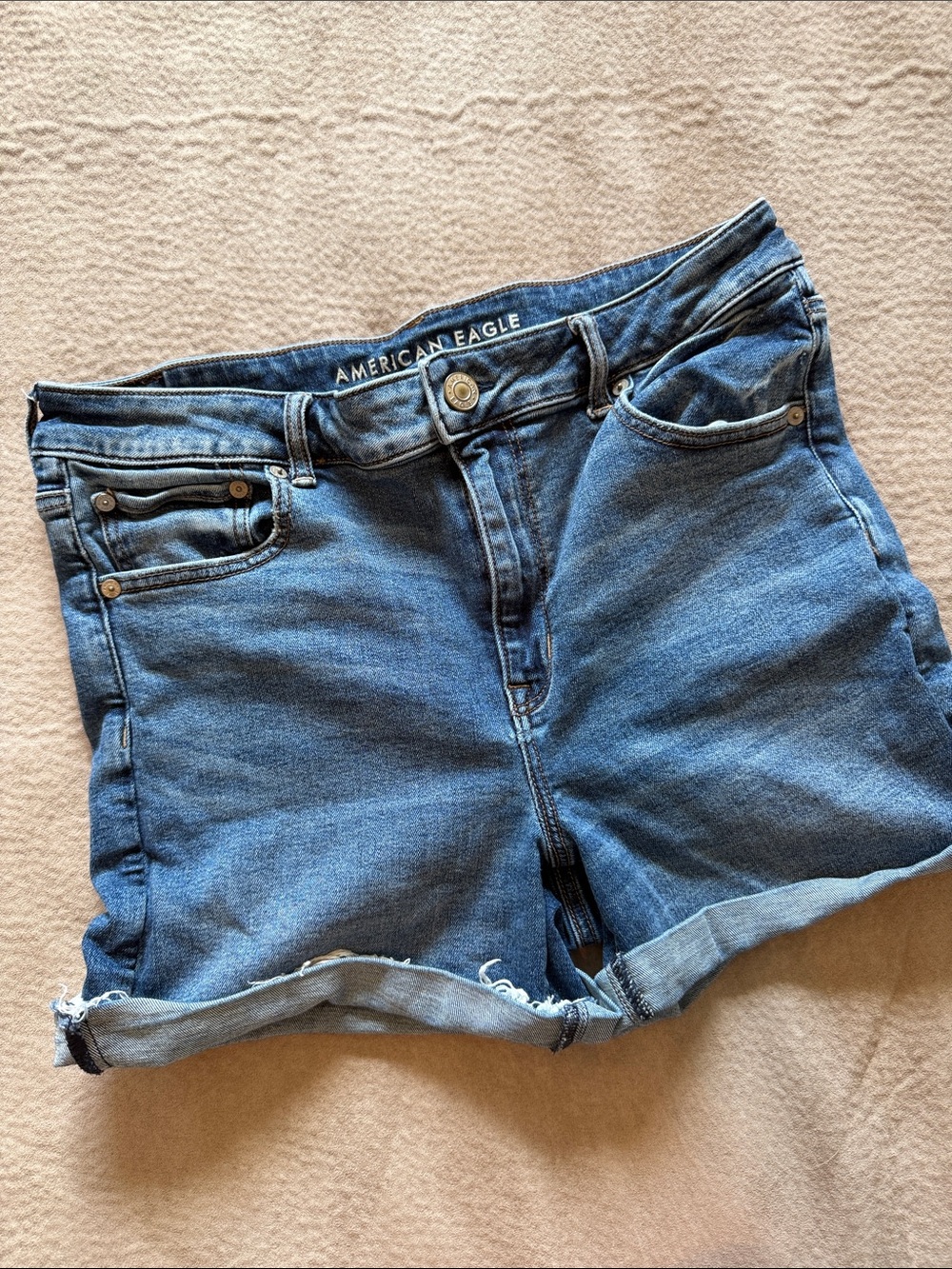 American Eagle Outfitters Hi-Rise Midi Short - Size 14